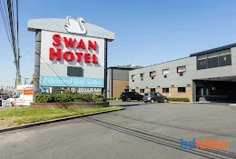 Swan Hotel & Suites
