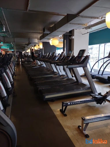 Crunch Fitness - 34th Street