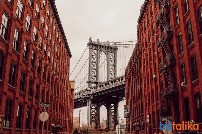 Rickis Walking Tours & Photography